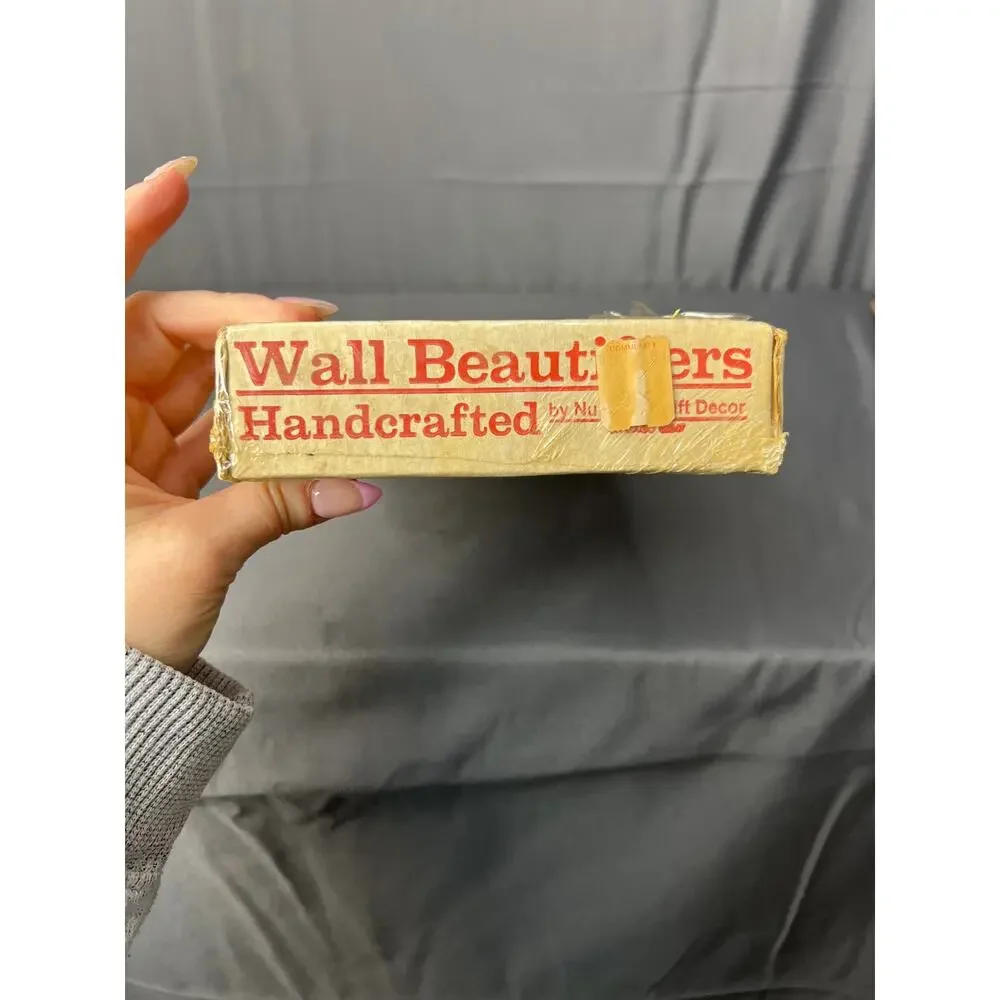Vintage Wall Beautifier Wall Decor Apple